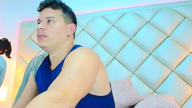 Snapshot of EclipseandFlame chatting on October 8, 2025, 1:56 pm EclipseandFlame online show from October 8, 2025, 1:56 pm