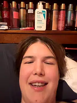 Snapshot of IssadoraaPink chatting on October 2, 2025, 5:16 pm IssadoraaPink online show from October 2, 2025, 5:16 pm