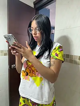 Snapshot of Clawd_hot chatting on November 30, 2025, 4:08 pm Clawd hot online show from November 30, 2025, 4:08 pm