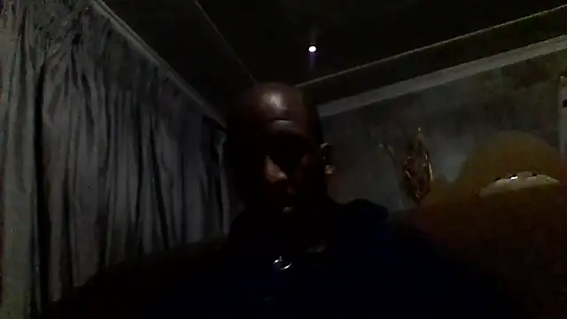 longdickson12345 online show from November 11, 2025, 1:55 am