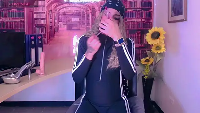 Snapshot of Ana_sophia_ chatting on September 23, 2025, 1:51 pm Ana sophia online show from September 23, 2025, 1:51 pm