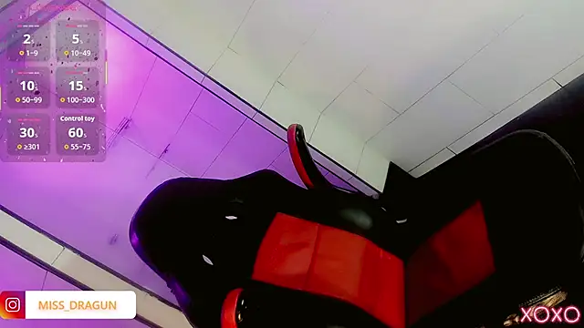 Snapshot of Ana_sophia_ chatting on September 29, 2025, 11:27 am Ana sophia online show from September 29, 2025, 11:27 am