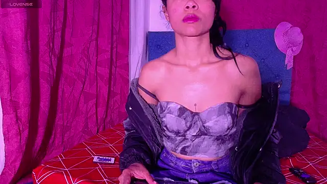 Kristall 06 online show from June 5, 2026, 4:50 am