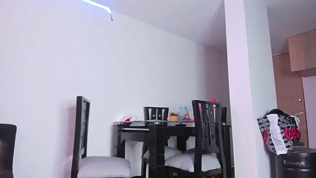 Cloekatz  online show from November 27, 2025, 8:20 pm