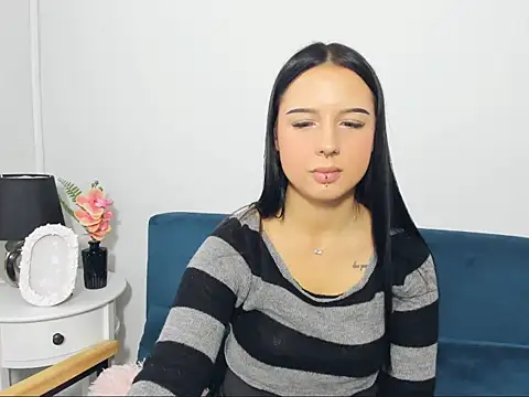 Snapshot of TaliaAdorable chatting on October 28, 2025, 7:51 am TaliaAdorable online show from October 28, 2025, 7:51 am