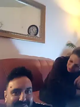 Snapshot of Marizoka chatting on October 8, 2025, 3:30 am Marizoka online show from October 8, 2025, 3:30 am