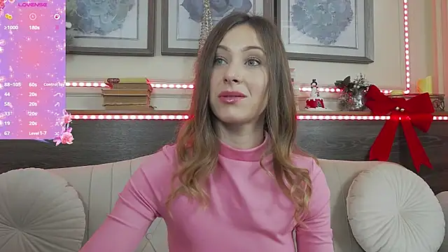 MuseDollX online show from December 5, 2025, 8:28 pm