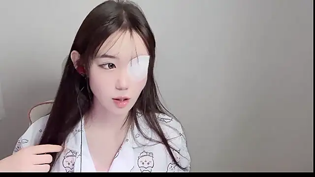 Snapshot of Xiao-runbao chatting on October 14, 2025, 1:56 pm Xiao-runbao online show from October 14, 2025, 1:56 pm