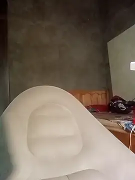 suki-lady online show from October 23, 2025, 2:10 am