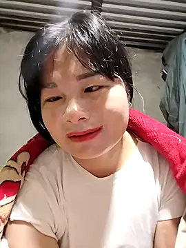 kute-00 online show from November 10, 2025, 10:04 pm