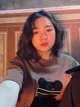 Lonnina online show from November 7, 2025, 3:05 pm