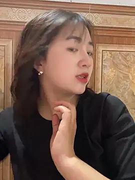 Lonnina online show from November 16, 2025, 3:44 am