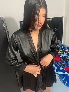 zoeandangel online show from October 3, 2025, 6:59 am