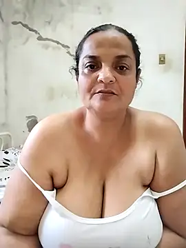 Snapshot of Vydinha chatting on October 29, 2025, 8:19 pm Vydinha online show from October 29, 2025, 8:19 pm