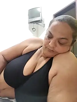 Snapshot of Vydinha chatting on November 14, 2025, 1:20 am Vydinha online show from November 14, 2025, 1:20 am