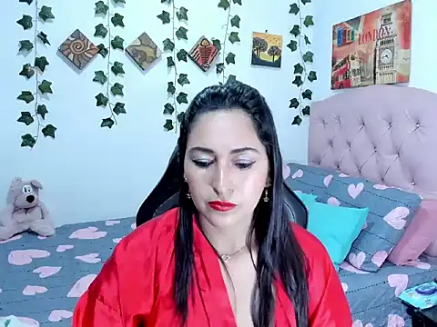 Snapshot of Cristall_Rousse chatting on March 27, 2026, 6:20 pm Cristall Rousse online show from March 27, 2026, 6:20 pm