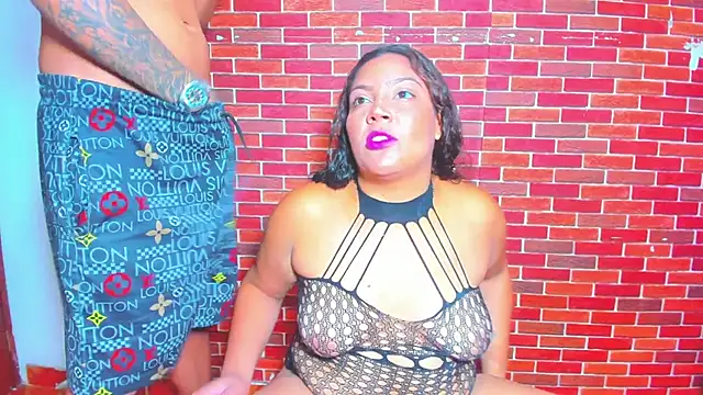 sweet sexy bitch42 online show from November 24, 2025, 3:39 am