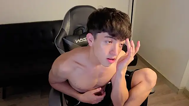 Snapshot of onlinenico chatting on February 25, 2026, 10:09 pm onlinenico online show from February 25, 2026, 10:09 pm