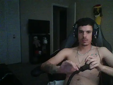 Snapshot of latinosatiro94 chatting on October 9, 2025, 11:00 am latinosatiro94 online show from October 9, 2025, 11:00 am