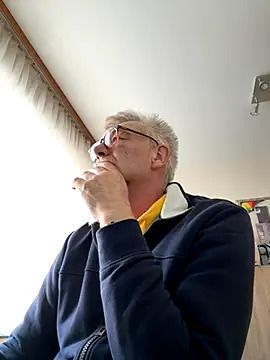 Snapshot of randyandy67 chatting on December 4, 2025, 1:54 pm randyandy67 online show from December 4, 2025, 1:54 pm