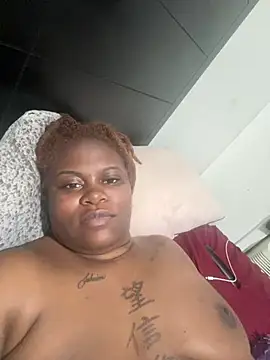 Snapshot of sweetcummer2 chatting on June 18, 2026, 3:16 am sweetcummer2 online show from June 18, 2026, 3:16 am