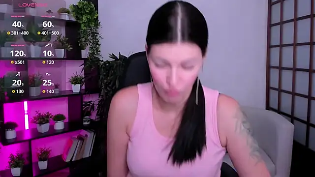 O1d Lady online show from November 14, 2025, 8:40 am