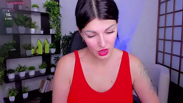 O1d Lady online show from October 15, 2025, 8:33 am