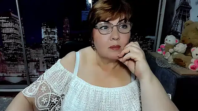 Bela Lana  online show from April 1, 2026, 4:59 pm