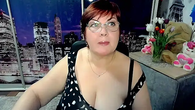 Bela Lana  online show from May 3, 2026, 5:49 pm