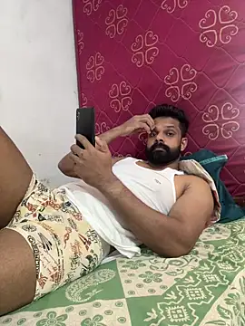 Snapshot of Vineeth3906 chatting on April 12, 2026, 5:11 am Vineeth3906 online show from April 12, 2026, 5:11 am