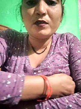 Kavya hot online show from November 14, 2025, 3:05 pm