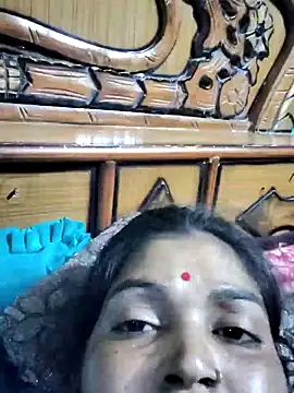 Kavya hot online show from December 15, 2025, 4:13 pm