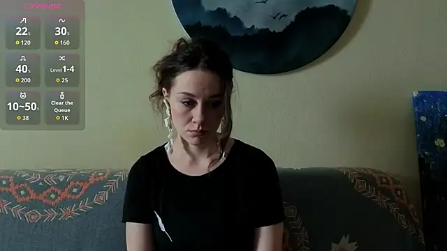 Snapshot of SkyHelen chatting on February 17, 2026, 6:33 am SkyHelen online show from February 17, 2026, 6:33 am