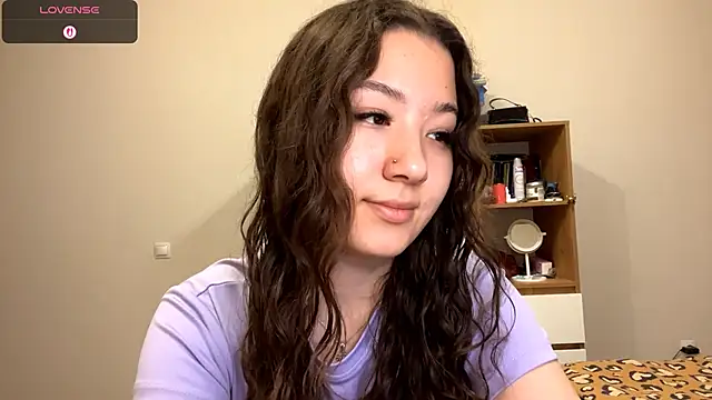 Snapshot of Sakuravice chatting on October 23, 2025, 12:04 pm Sakuravice online show from October 23, 2025, 12:04 pm