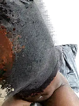 Snapshot of _Uphele chatting on September 13, 2025, 2:06 pm Uphele online show from September 13, 2025, 2:06 pm