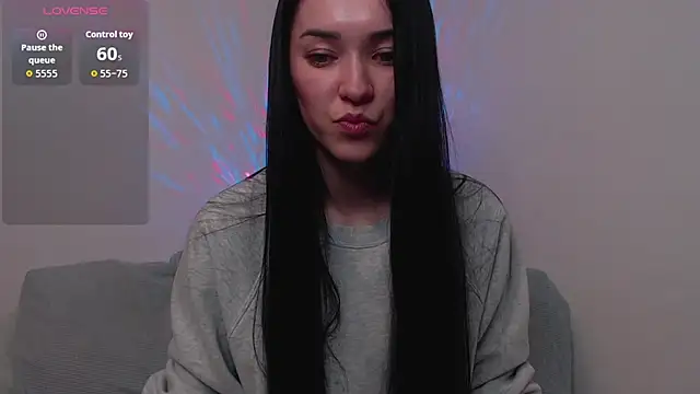 Snapshot of Veliora chatting on October 5, 2025, 10:39 am Veliora online show from October 5, 2025, 10:39 am