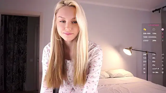 Snapshot of CherieSprinzl chatting on September 18, 2025, 5:32 am CherieSprinzl online show from September 18, 2025, 5:32 am