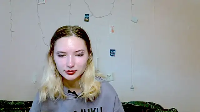 Snapshot of _kikiclark__ chatting on September 26, 2025, 8:32 am kikiclark online show from September 26, 2025, 8:32 am