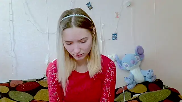 Snapshot of _kikiclark__ chatting on October 1, 2025, 8:08 am kikiclark online show from October 1, 2025, 8:08 am