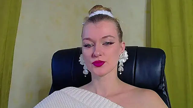 MysticVenus  online show from December 20, 2025, 9:23 am