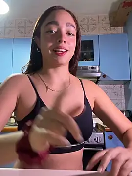 hottiee melannie online show from April 1, 2026, 1:41 am