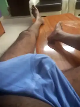 Snapshot of deshi8inch53 chatting on October 26, 2025, 6:08 pm deshi8inch53 online show from October 26, 2025, 6:08 pm