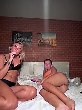 Snapshot of CassyBaby chatting on December 18, 2025, 3:05 pm CassyBaby online show from December 18, 2025, 3:05 pm