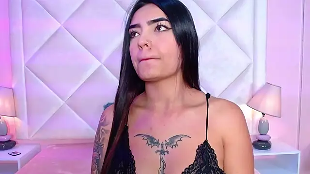 Miaa Smithh   online show from October 2, 2025, 12:30 pm