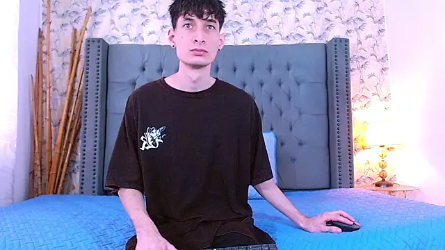 Luke Carter online show from November 5, 2025, 1:14 pm