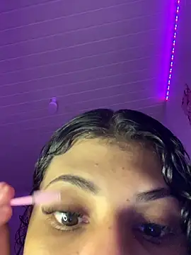 luluzinhax online show from February 23, 2026, 5:09 am