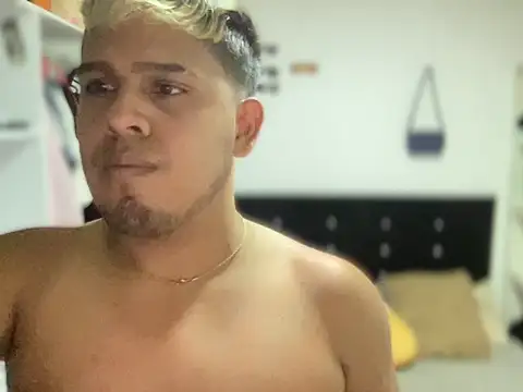 Snapshot of sexy_hot72 chatting on September 11, 2025, 11:49 pm sexy hot72 online show from September 11, 2025, 11:49 pm