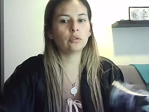 Valery  Rouse  online show from May 17, 2026, 4:29 pm