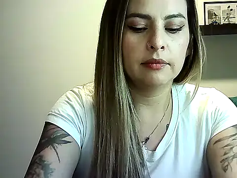 Valery  Rouse  online show from July 2, 2026, 3:23 am