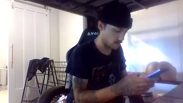 Jbenz420 online show from July 14, 2026, 9:54 pm